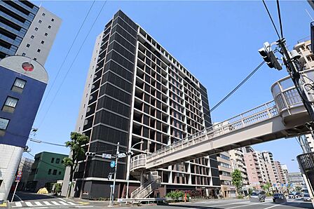 シティハウス中目黒テラスの外観(東側から)