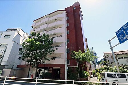 パラスト青葉台の外観(北側から)