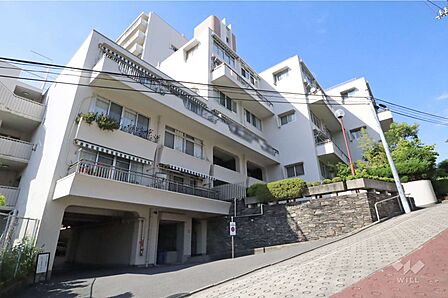 目黒台マンションC棟の外観(南側から)