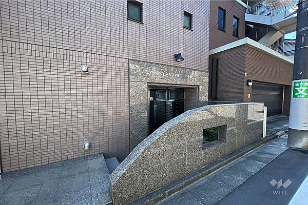 エントランスを拡大表示