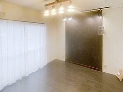 OMレジデンス西岐阜 102 1階ワンルームのリビング/ダイニング