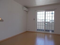 ブルックサイドヤブタ　Ｂ棟 101 1階ワンルームのリビング/ダイニング