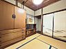 室内：ここちよい眠りへといざなう畳の香りと和風空間です。