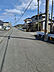 その他：見通しの良い直線道路が続き、車の運転もゆったり。周辺は住宅と店舗が程よく混在しています。