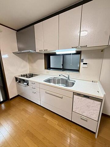 キッチン 尼崎市西難波町4丁目