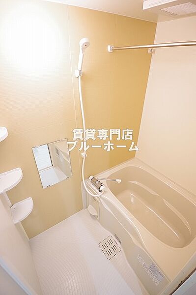 画像6:バスルームは浴室乾燥機付き！