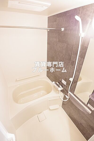 画像6:お風呂は浴室乾燥機付き！