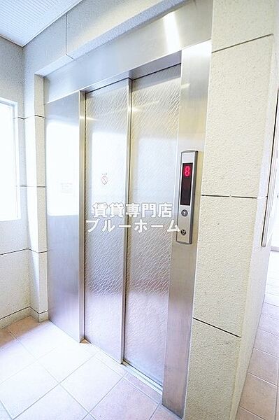 画像18:エレベーター1基あります！