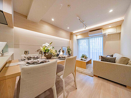 【LDK】※家具・小物類はディスプレイ用となります。
