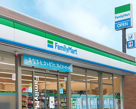 ファミリーマート浜松町一丁目店:徒歩4分(249m)