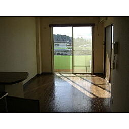 エバーグリーンフォーレスト 4階3LDKのリビング/ダイニング