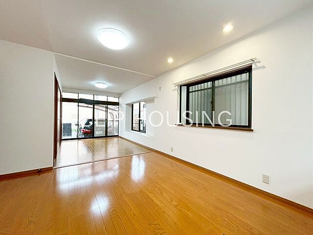 リビング/ダイニング 昭島市中神町