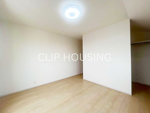 寝室 八王子市諏訪町