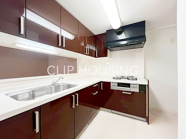 キッチン ル・アール高尾エグザフォート 1階/-