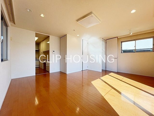 リビング/ダイニング 八王子市片倉町