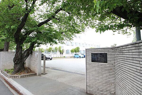 画像3:名古屋市立汐路中学校