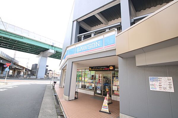 画像24:ローソン　名鉄堀田駅前店