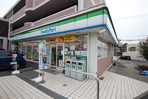 画像8:ファミリーマート　昭和八雲町店