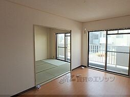 JR奈良線 宇治駅 徒歩2分の賃貸マンション 1階1LDKのリビング/ダイニング