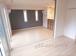 エーデルハイム南端 1階1LDKのリビング/ダイニング