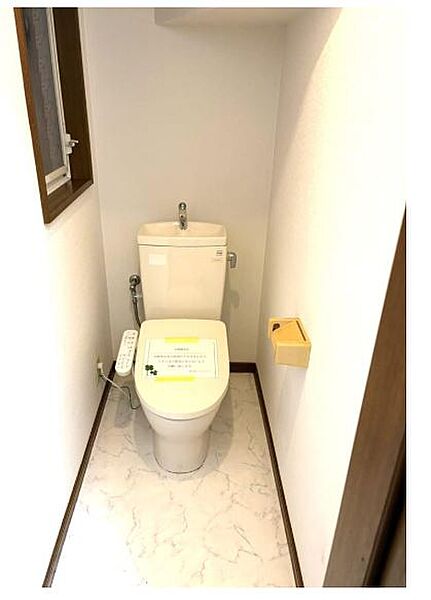 トイレを拡大表示