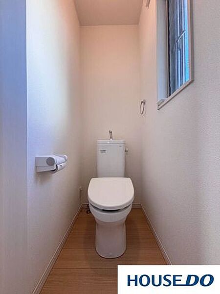 トイレを拡大表示
