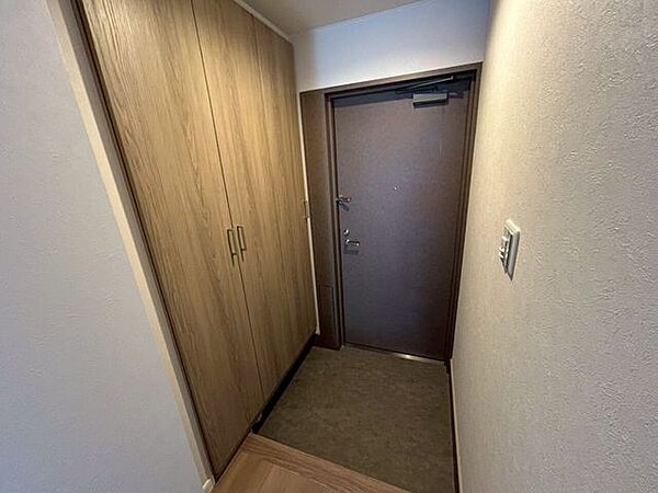玄関を拡大表示