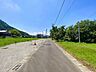 外観：前面道路含む現地写真