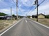 外観：前面道路含む現地写真