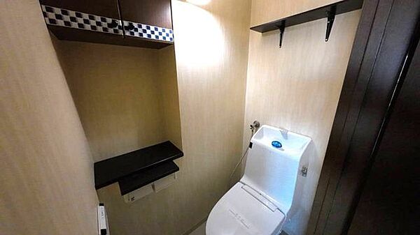 トイレを拡大表示