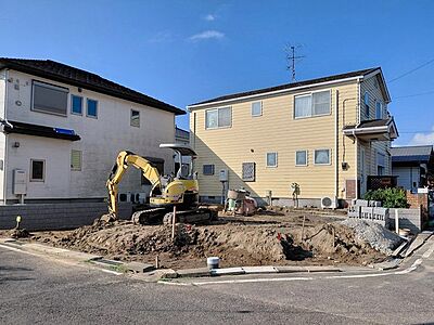 外観：1号棟　建築中