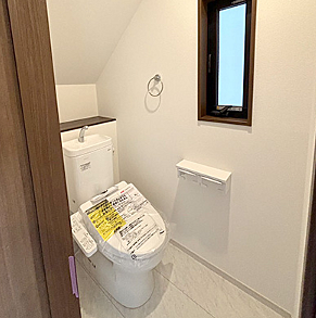 トイレを拡大表示