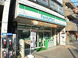 ファミリーマート菊川駅前店 893m