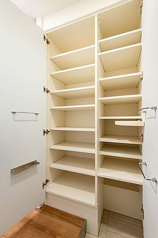 収納