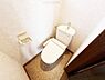 トイレ：ほっと安らげるトイレ空間です。