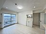 リビング/ダイニング：ご家族の温かい時間を演出するダイニングスペースです。