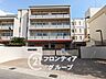 周辺：伊丹市立有岡小学校 徒歩7分。 520m