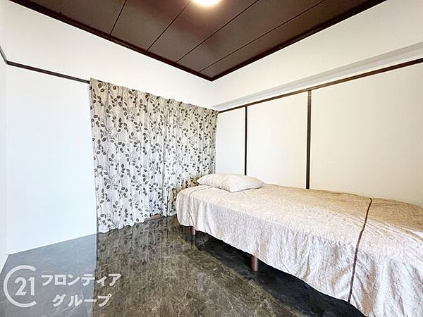 寝室