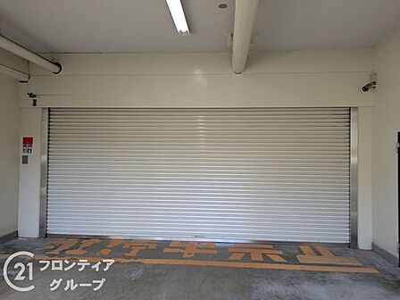 住まい選びは、価格や立地だけでなく、将来の暮らし方まで含めて考えることが大切です。今の段階で気になっていることを、まずスタッフに話してみてください