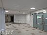 その他：洗練された美学が息づく、開放的で心地よい光に満ちた迎賓の空間！日々の喧騒を忘れさせてくれるような落ち着きと、都会的なセンスが融合した、住まう方の感性を刺激する上質なロビー！