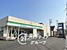 周辺：ファミリーマート伊丹中野西店 徒歩6分。 450m
