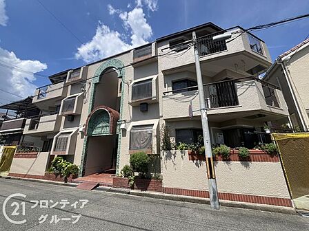 「いつかは」と思っていた住まい探しも、具体的に動き出すと意外とスムーズに進むものです。まずは気軽にご相談いただけます