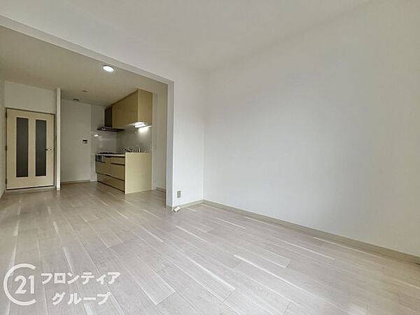 リビング/ダイニングを拡大表示