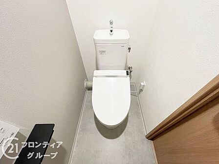 住まい選びは、価格や立地だけでなく、将来の暮らし方まで含めて考えることが大切です。今の段階で気になっていることを、まずスタッフに話してみてください