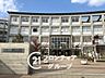 周辺：尼崎市立園田中学校 徒歩5分。 380m