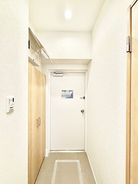 家族の帰宅やお客様をあたたかく迎える玄関  