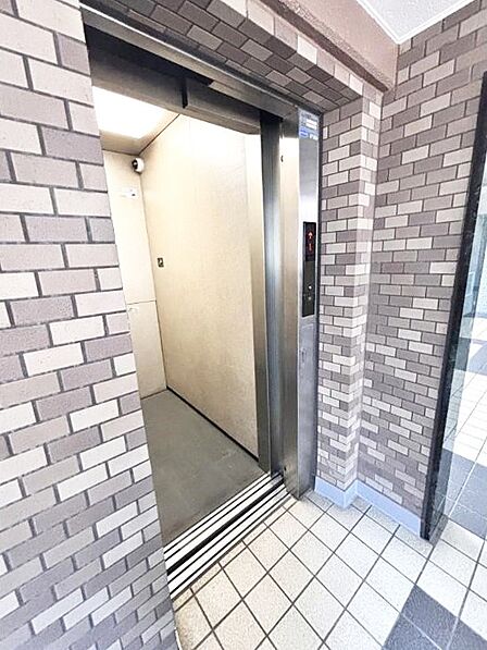 日常の上り下りに便利なエレベーター！