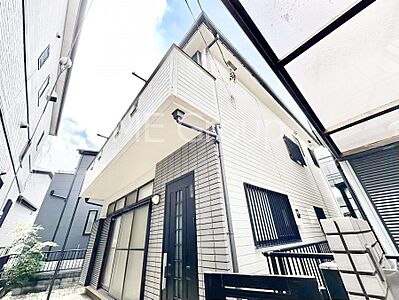 外観：たっぷりの陽光と心地よい風が舞い込む住まい