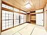 室内：ほっと一息。毎日の暮らしに癒しと安らぎをもたらしてくれる和室