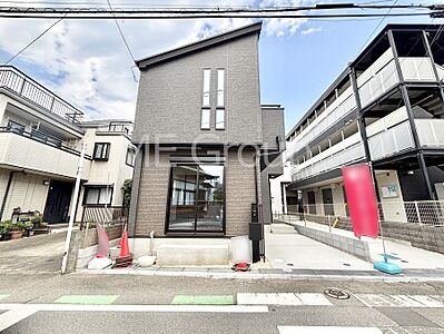 外観:たっぷりの陽光と心地よい風が舞い込む住まい 外観:たっぷりの陽光と心地よい風が舞い込む住まい